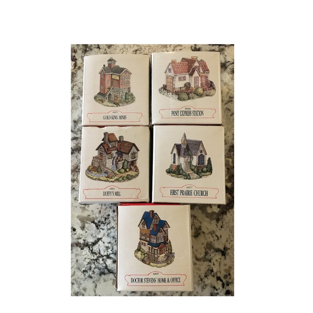 LIBERTY FALLS Tiny Town Figurines Americana Collection 1990's Set of 5